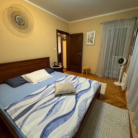 Apartman Nina Kotor Luaran gambar