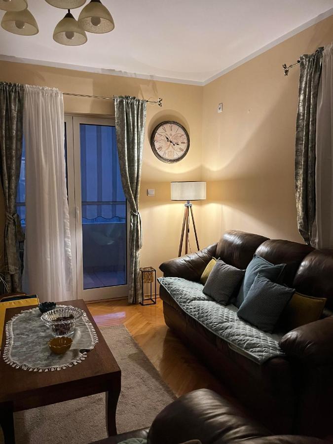 Apartman Nina Kotor Luaran gambar
