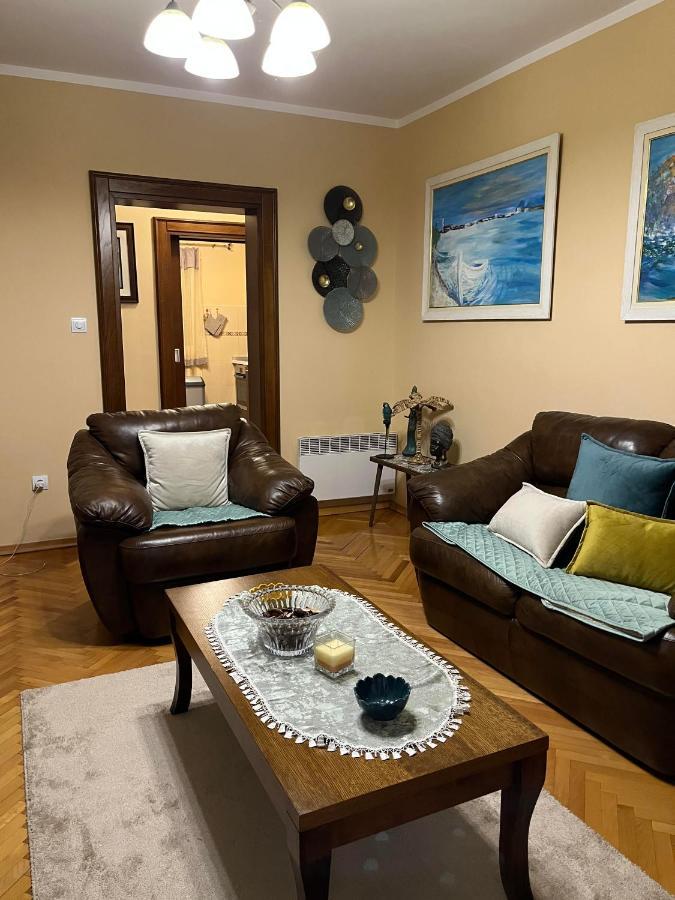 Apartman Nina Kotor Luaran gambar