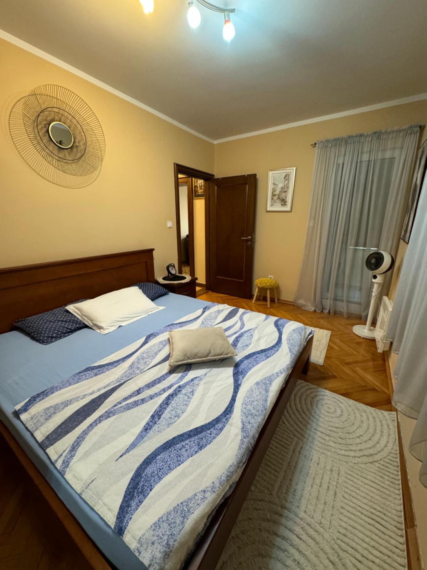Apartman Nina Kotor Luaran gambar